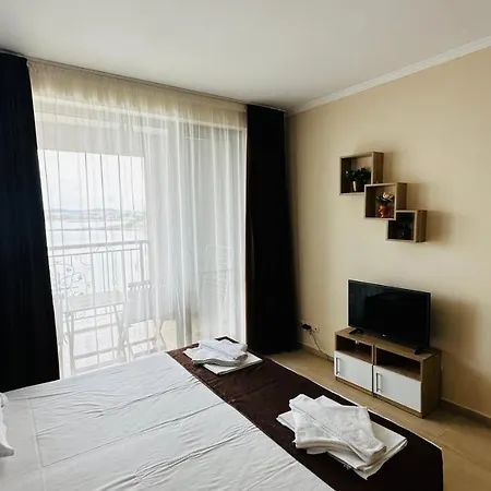 Akrotiria Complex Aparthotel 4*