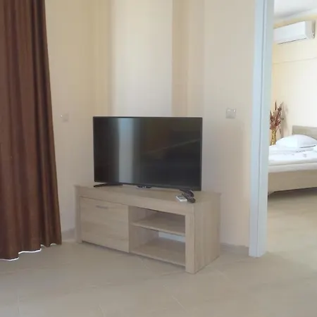 Akrotiria Complex 4*