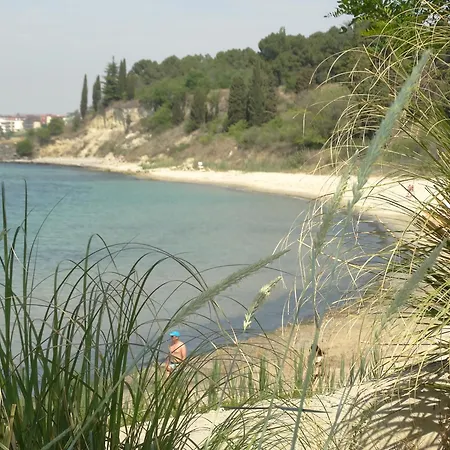 Akrotiria Complex 3*