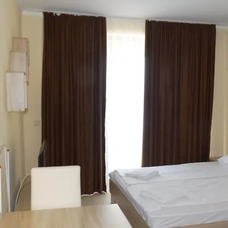 Akrotiria Complex Aparthotel 3*