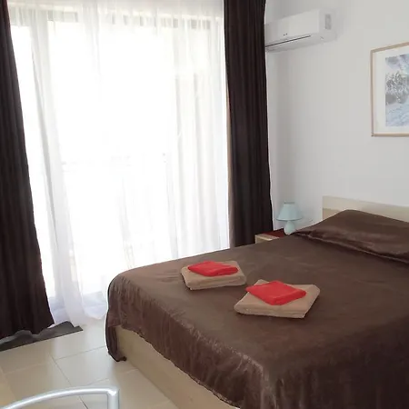 Lägenhetshotell Akrotiria Complex 3*