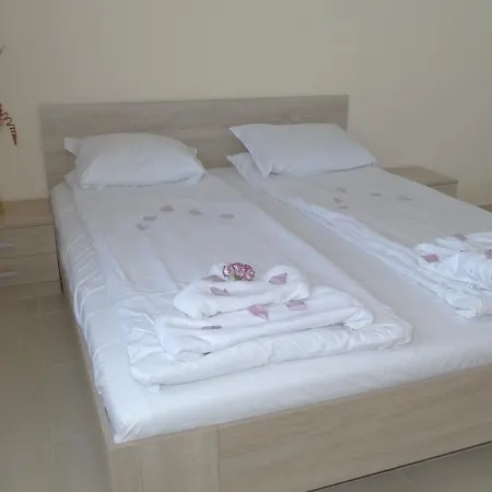 Akrotiria Complex 3* 네세부르