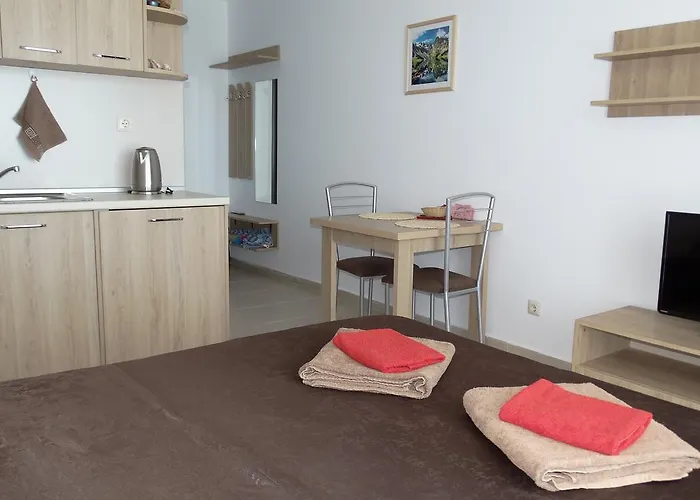 Apartmanhotel Akrotiria Complex 4*